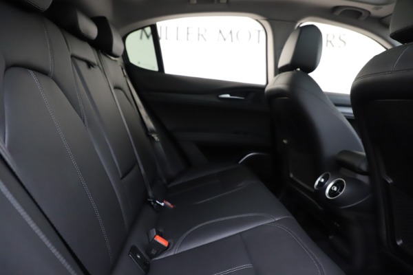 Used 2019 Alfa Romeo Stelvio Q4 for sale Sold at Pagani of Greenwich in Greenwich CT 06830 27