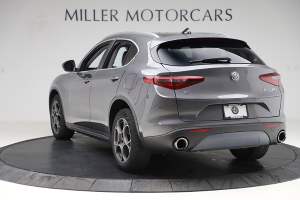 Used 2019 Alfa Romeo Stelvio Q4 for sale Sold at Pagani of Greenwich in Greenwich CT 06830 5