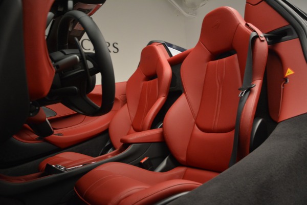 Used 2019 McLaren 570S Spider for sale $149,900 at Pagani of Greenwich in Greenwich CT 06830 25