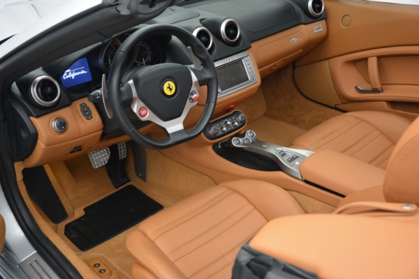 Used 2010 Ferrari California for sale Sold at Pagani of Greenwich in Greenwich CT 06830 26
