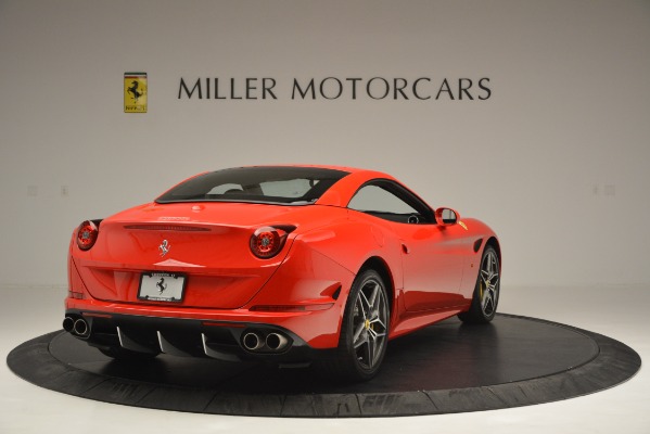 Used 2016 Ferrari California T for sale Sold at Pagani of Greenwich in Greenwich CT 06830 19