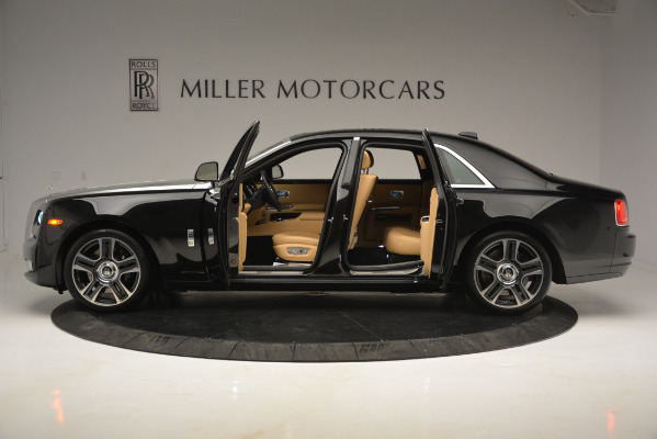 Used 2018 Rolls-Royce Ghost for sale Sold at Pagani of Greenwich in Greenwich CT 06830 3