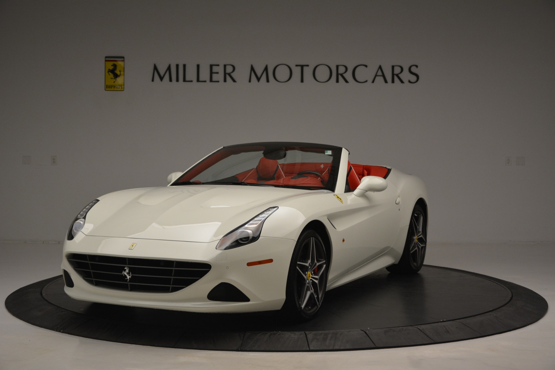 Used 2017 Ferrari California T Handling Speciale for sale Sold at Pagani of Greenwich in Greenwich CT 06830 1