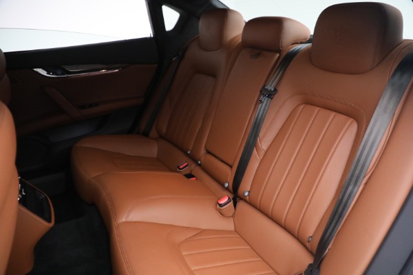 Used 2015 Maserati Quattroporte S Q4 for sale Call for price at Pagani of Greenwich in Greenwich CT 06830 17