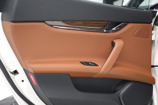 Used 2015 Maserati Quattroporte S Q4 for sale Call for price at Pagani of Greenwich in Greenwich CT 06830 18