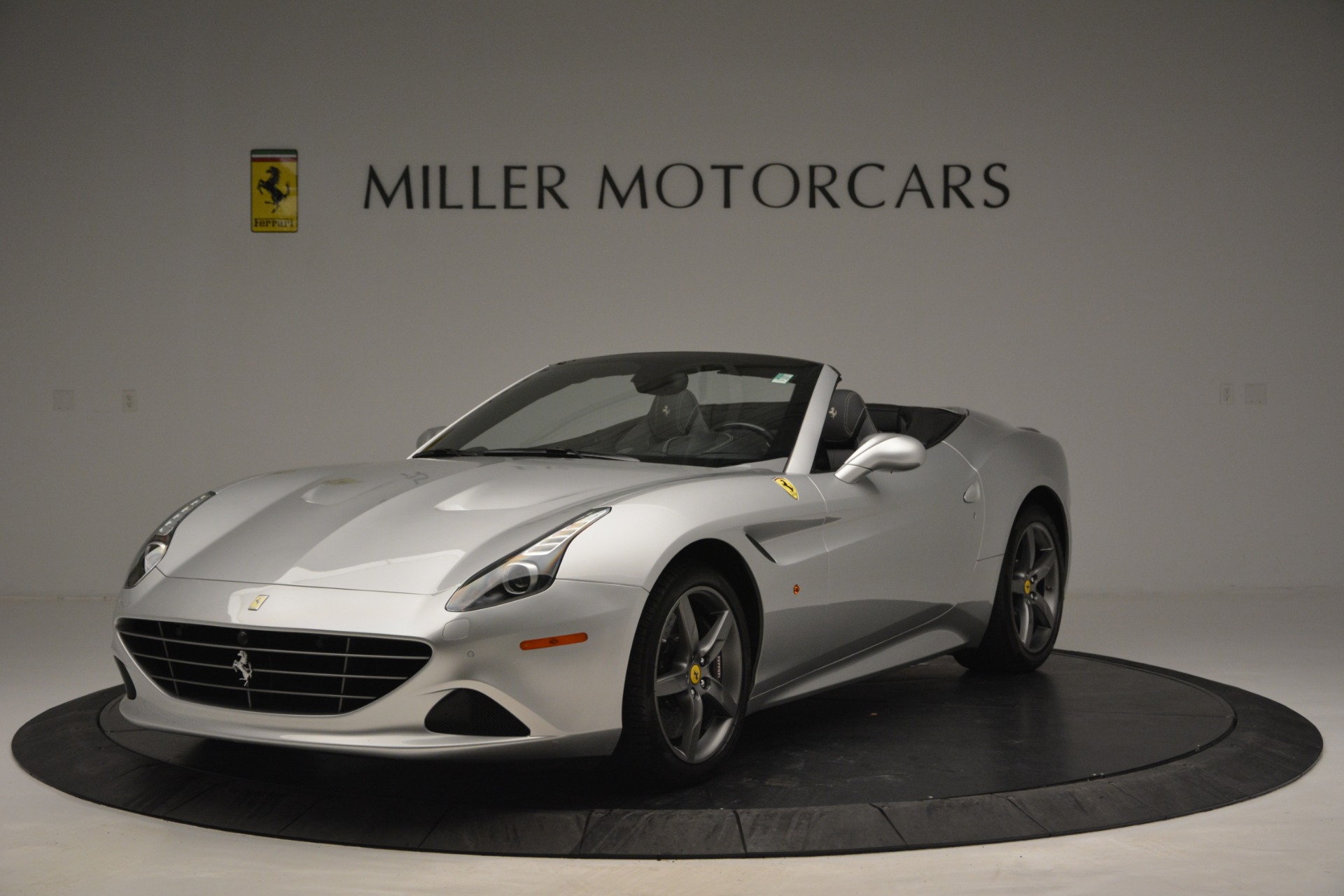 Used 2017 Ferrari California T Handling Speciale for sale Sold at Pagani of Greenwich in Greenwich CT 06830 1