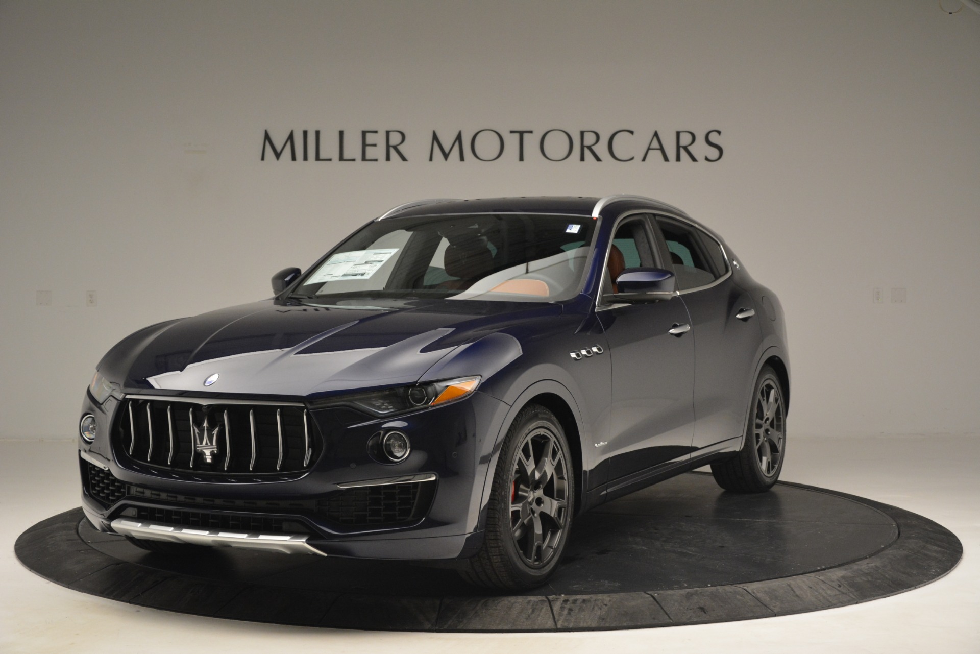 New 2019 Maserati Levante Q4 GranLusso for sale Sold at Pagani of Greenwich in Greenwich CT 06830 1