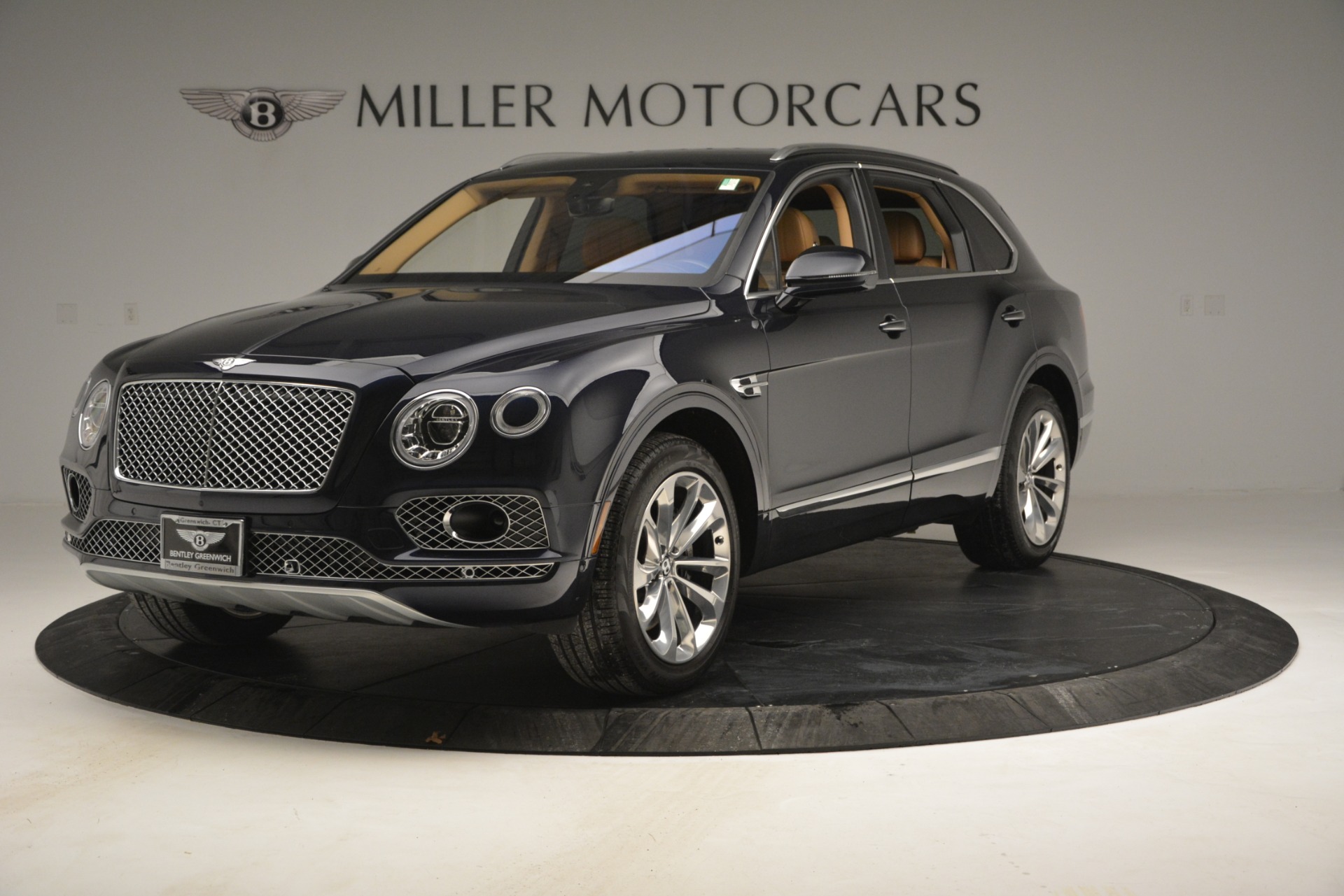 Used 2017 Bentley Bentayga W12 for sale $104,900 at Pagani of Greenwich in Greenwich CT 06830 1