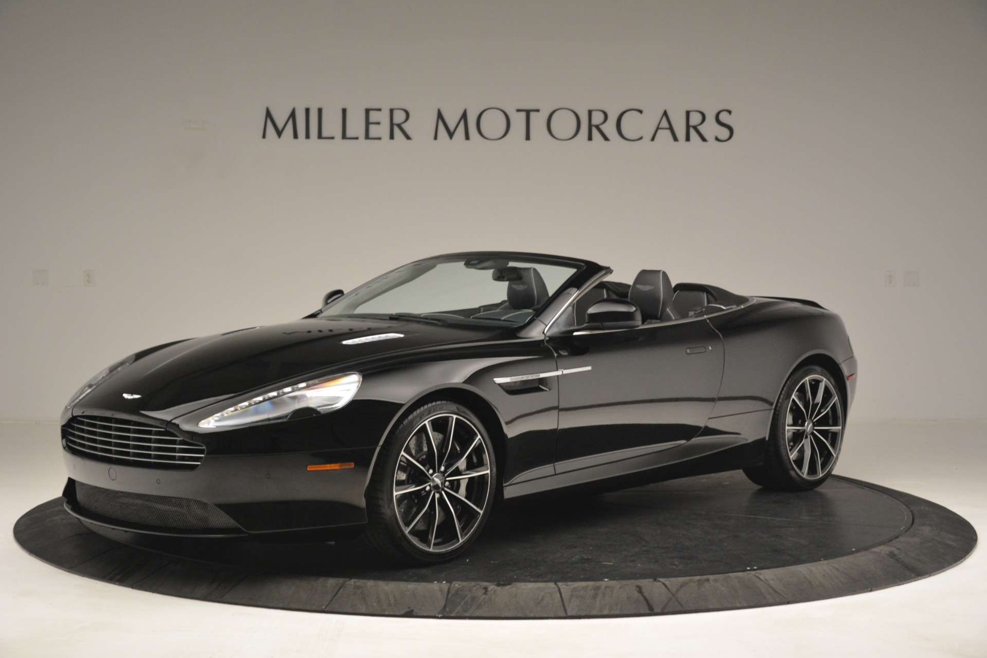 Used 2016 Aston Martin DB9 Convertible for sale Sold at Pagani of Greenwich in Greenwich CT 06830 1