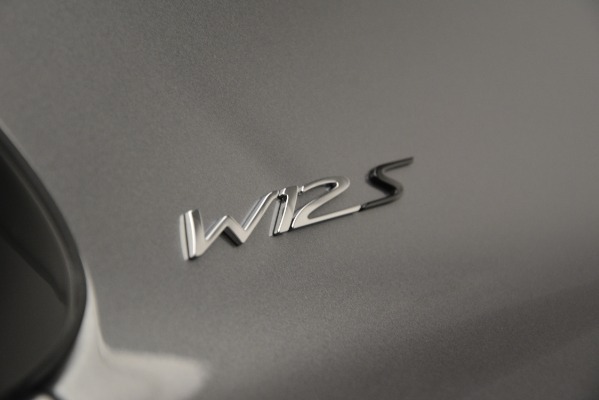 Used 2018 Bentley Flying Spur W12 S for sale Sold at Pagani of Greenwich in Greenwich CT 06830 15