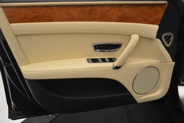 Used 2015 Bentley Flying Spur V8 for sale Sold at Pagani of Greenwich in Greenwich CT 06830 15