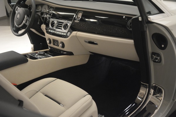 Used 2016 Rolls-Royce Wraith for sale $205,900 at Pagani of Greenwich in Greenwich CT 06830 22