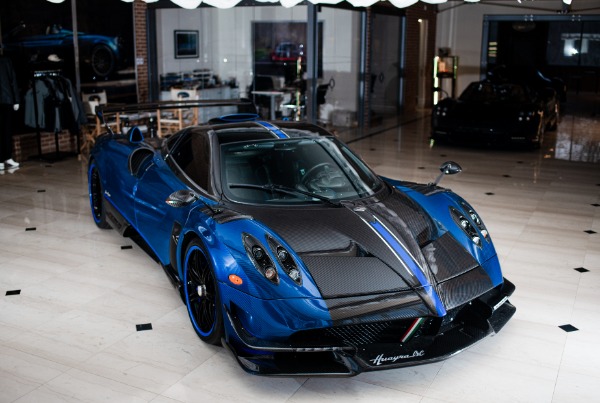 Used 2017 Pagani Huayra BC Macchina Volante for sale Sold at Pagani of Greenwich in Greenwich CT 06830 2