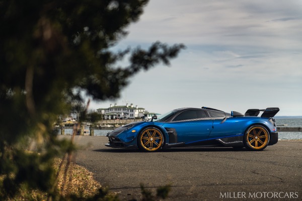 Used 2017 Pagani Huayra BC Macchina Volante for sale Sold at Pagani of Greenwich in Greenwich CT 06830 9
