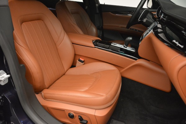 Used 2015 Maserati Quattroporte S Q4 for sale Sold at Pagani of Greenwich in Greenwich CT 06830 24