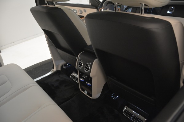 Used 2019 Rolls-Royce Cullinan for sale $329,900 at Pagani of Greenwich in Greenwich CT 06830 22