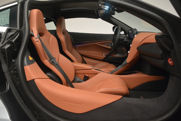Used 2018 McLaren 720S Coupe for sale Sold at Pagani of Greenwich in Greenwich CT 06830 19