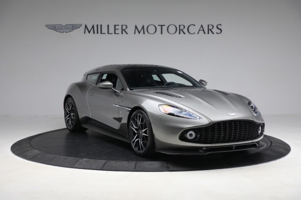 Used 2019 Aston Martin Vanquish Zagato Shooting Brake for sale $699,900 at Pagani of Greenwich in Greenwich CT 06830 10