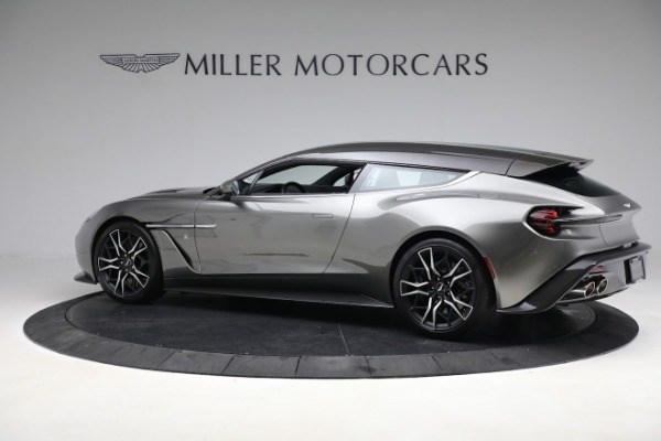 Used 2019 Aston Martin Vanquish Zagato Shooting Brake for sale $699,900 at Pagani of Greenwich in Greenwich CT 06830 3