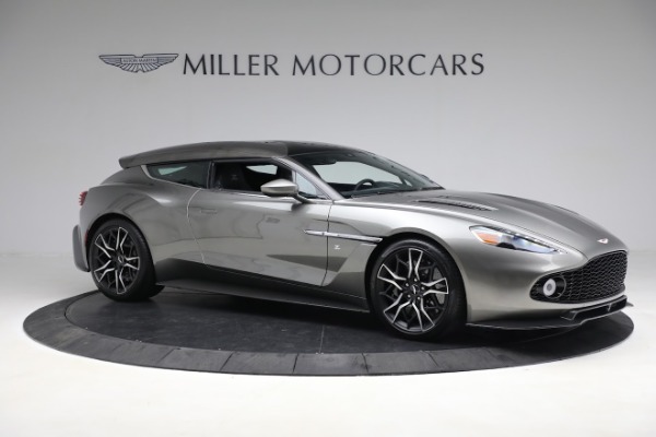 Used 2019 Aston Martin Vanquish Zagato Shooting Brake for sale $699,900 at Pagani of Greenwich in Greenwich CT 06830 9