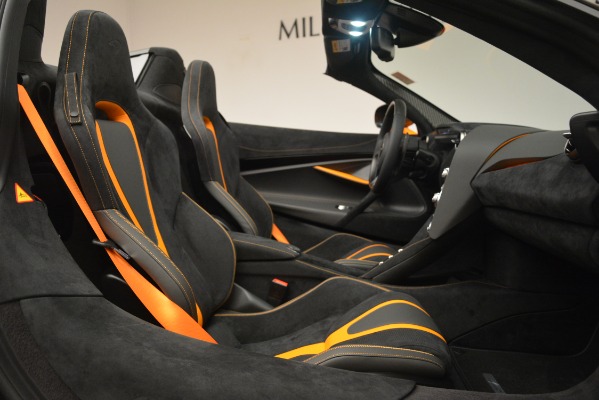 New 2020 McLaren 720S Spider for sale Sold at Pagani of Greenwich in Greenwich CT 06830 25