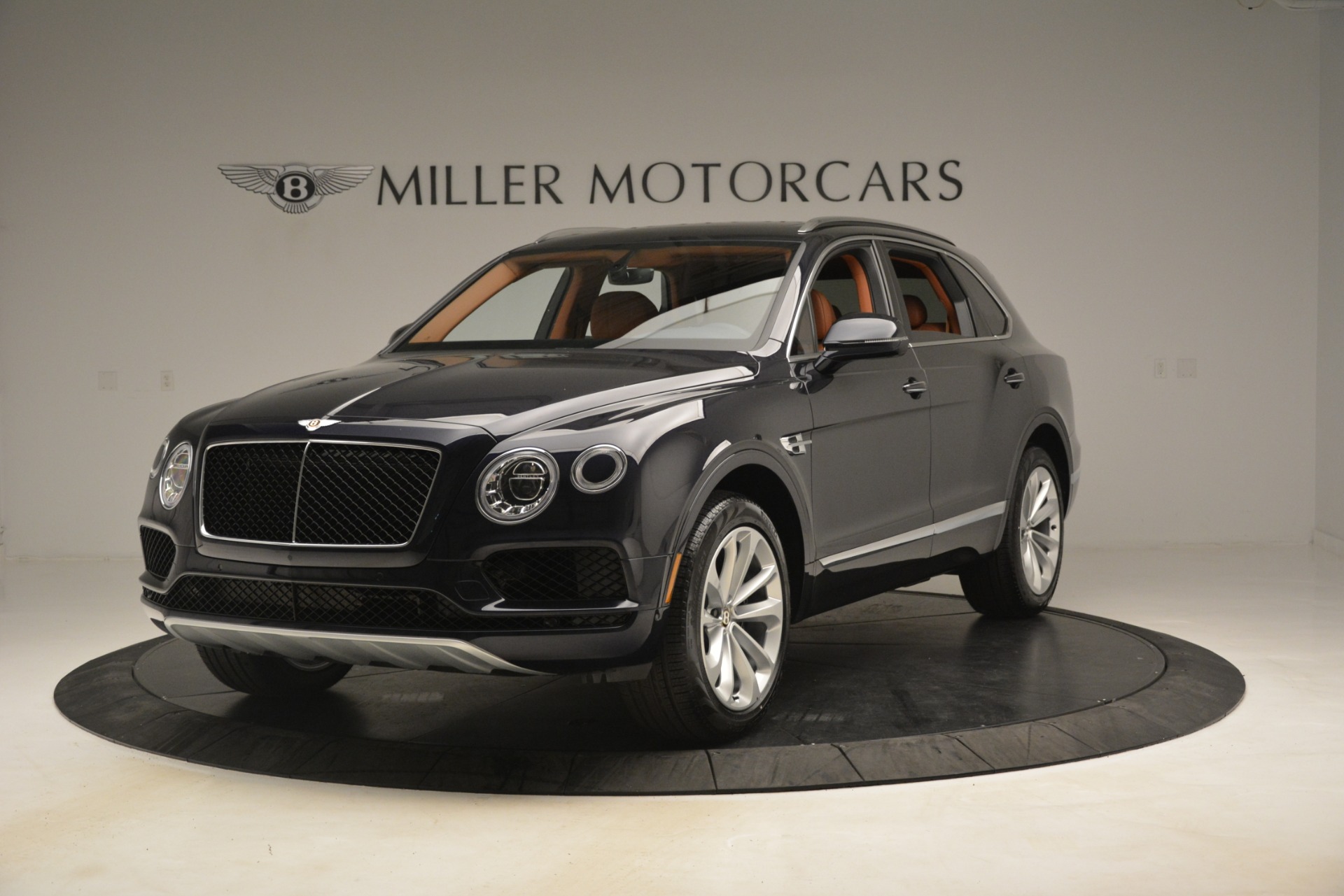 Used 2019 Bentley Bentayga V8 for sale Sold at Pagani of Greenwich in Greenwich CT 06830 1