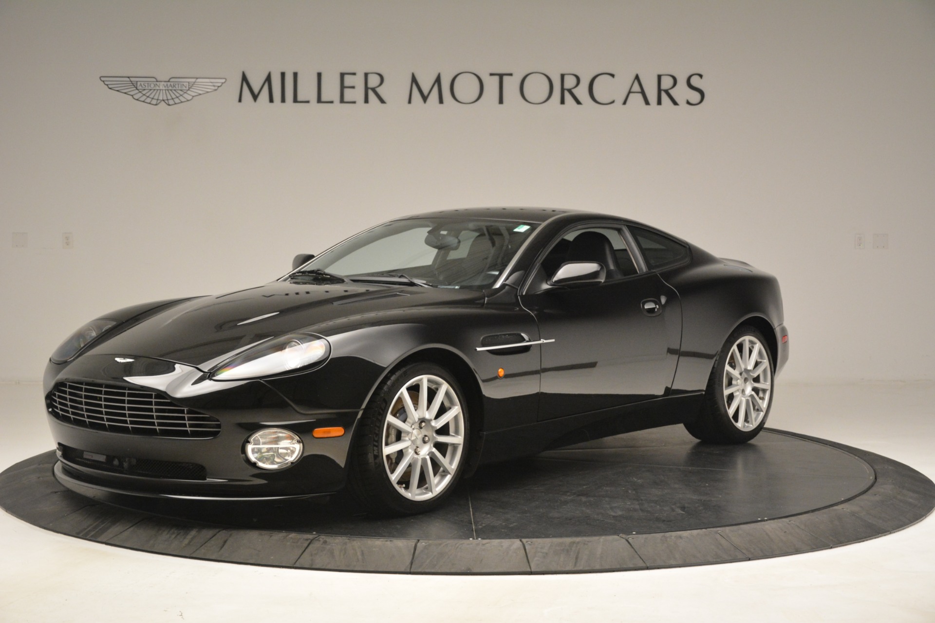 Used 2005 Aston Martin V12 Vanquish S Coupe for sale Sold at Pagani of Greenwich in Greenwich CT 06830 1
