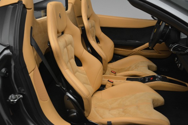 Used 2013 Ferrari 458 Spider for sale Sold at Pagani of Greenwich in Greenwich CT 06830 22