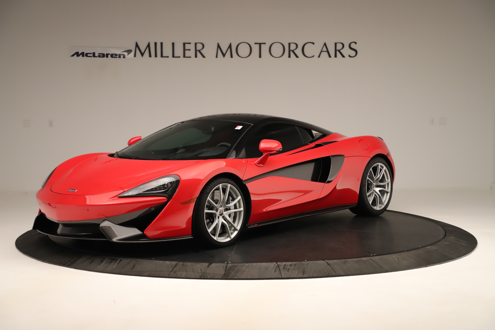 Used 2016 McLaren 570S Coupe for sale Sold at Pagani of Greenwich in Greenwich CT 06830 1