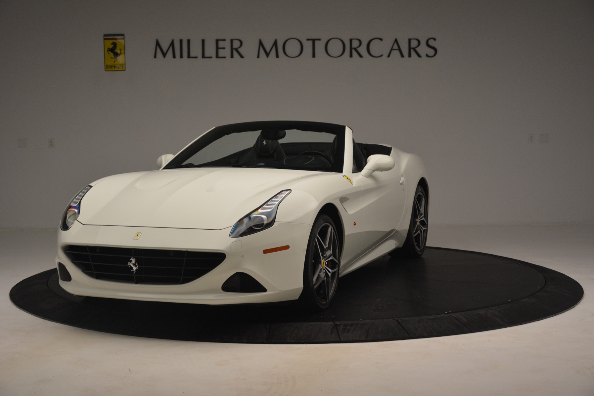 Used 2016 Ferrari California T for sale Sold at Pagani of Greenwich in Greenwich CT 06830 1