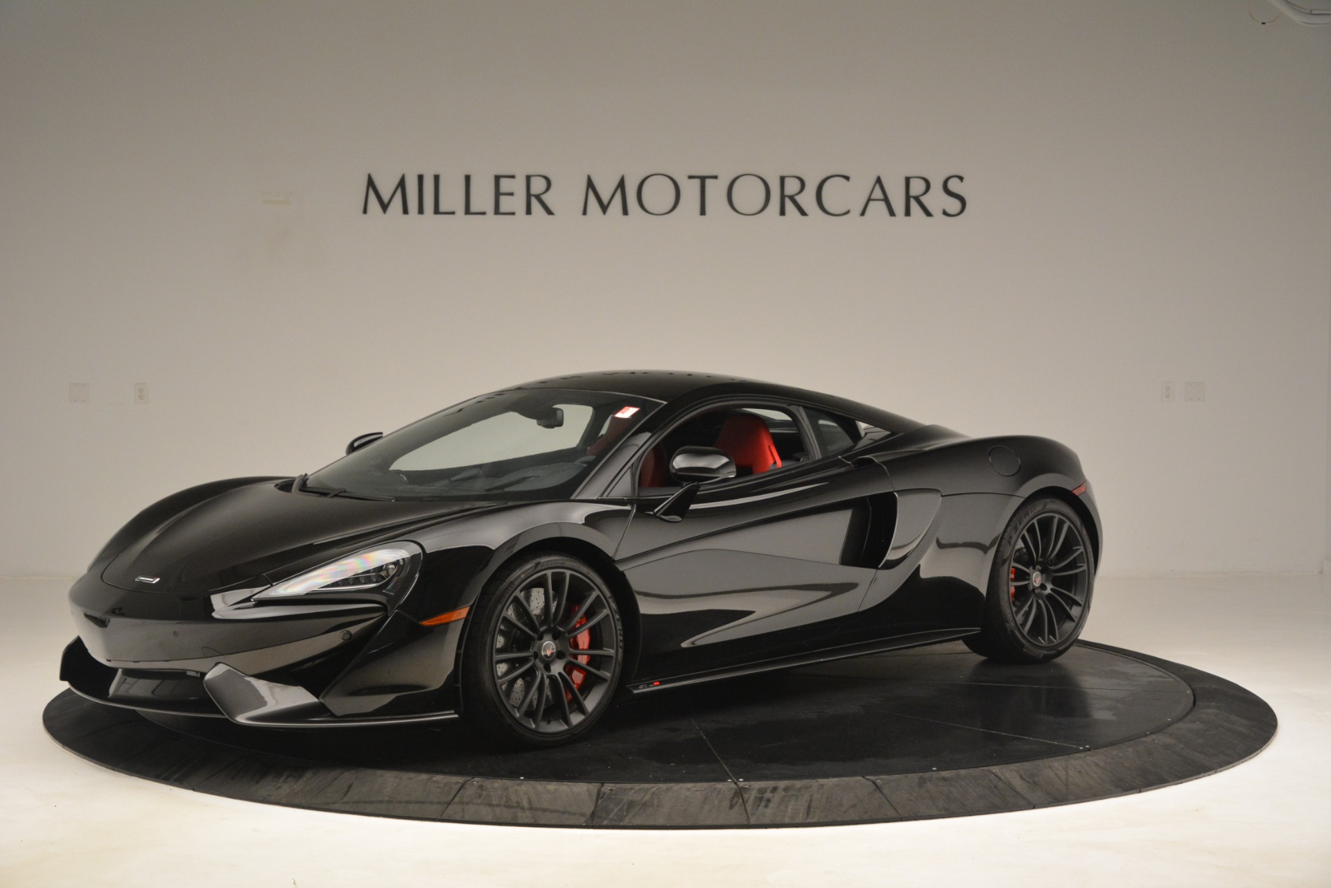 Used 2016 McLaren 570S Coupe for sale Sold at Pagani of Greenwich in Greenwich CT 06830 1