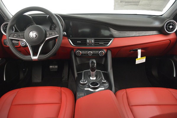 New 2019 Alfa Romeo Giulia Q4 for sale Sold at Pagani of Greenwich in Greenwich CT 06830 16
