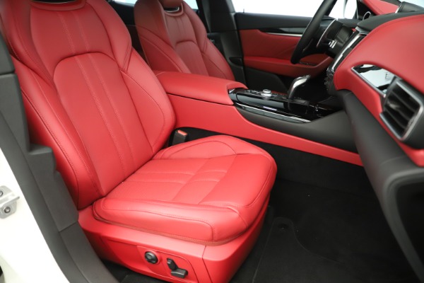New 2019 Maserati Levante Q4 GranSport Nerissimo for sale Sold at Pagani of Greenwich in Greenwich CT 06830 24