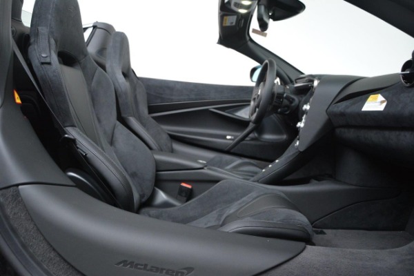 Used 0 for sale Sold at Pagani of Greenwich in Greenwich CT 06830 26