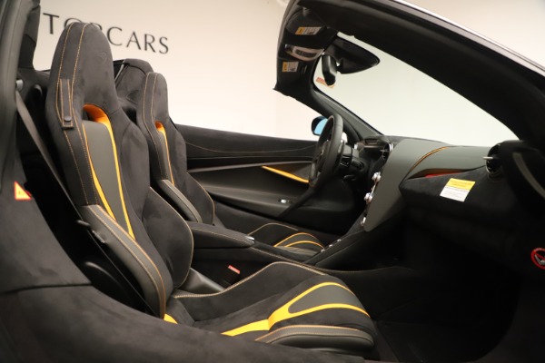 Used 2020 McLaren 720S SPIDER Convertible for sale $249,900 at Pagani of Greenwich in Greenwich CT 06830 25
