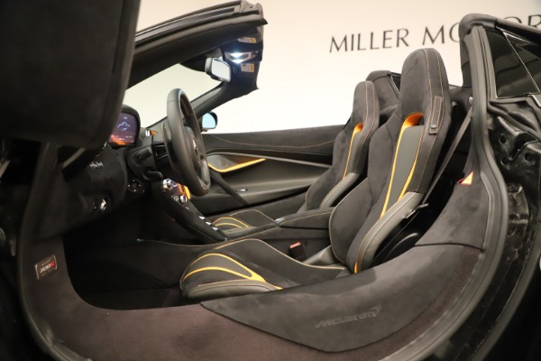 Used 2020 McLaren 720S SPIDER Convertible for sale $249,900 at Pagani of Greenwich in Greenwich CT 06830 28