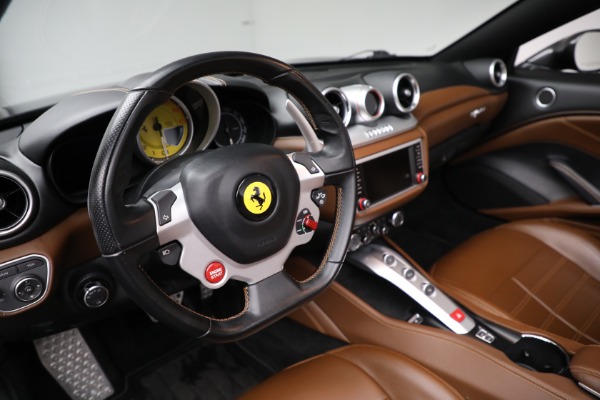 Used 2015 Ferrari California T for sale Sold at Pagani of Greenwich in Greenwich CT 06830 21