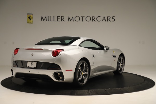 Used 2014 Ferrari California 30 for sale Sold at Pagani of Greenwich in Greenwich CT 06830 16