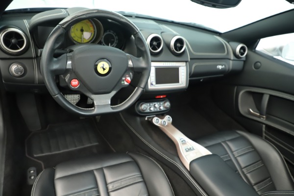 Used 2014 Ferrari California 30 for sale Sold at Pagani of Greenwich in Greenwich CT 06830 20