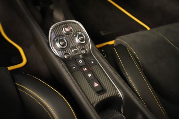 Used 2017 McLaren 570S for sale $167,900 at Pagani of Greenwich in Greenwich CT 06830 19