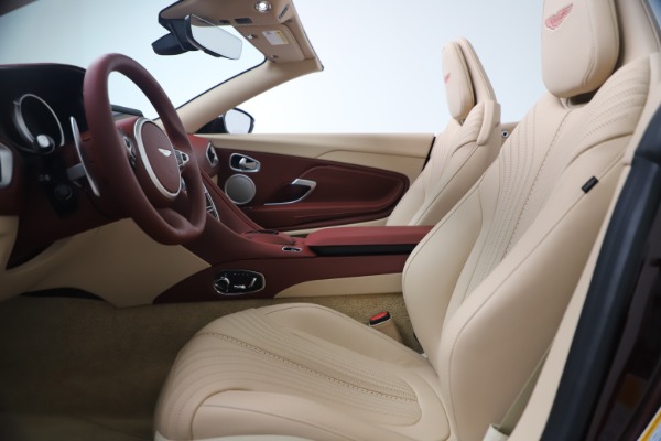 Used 2020 Aston Martin DB11 Volante Convertible for sale $219,900 at Pagani of Greenwich in Greenwich CT 06830 21