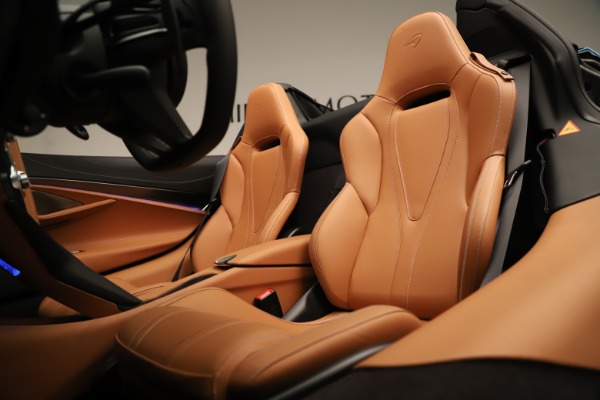 New 2020 McLaren 720S SPIDER Convertible for sale Sold at Pagani of Greenwich in Greenwich CT 06830 26