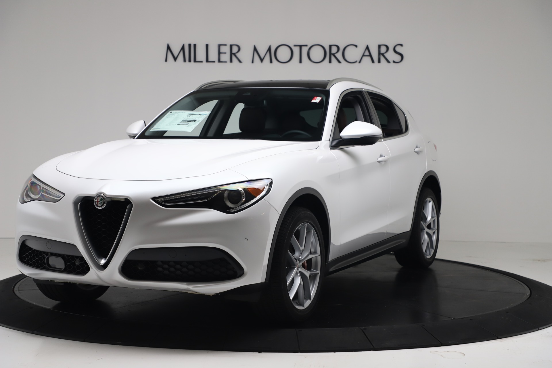 New 2019 Alfa Romeo Stelvio Ti Lusso Q4 for sale Sold at Pagani of Greenwich in Greenwich CT 06830 1