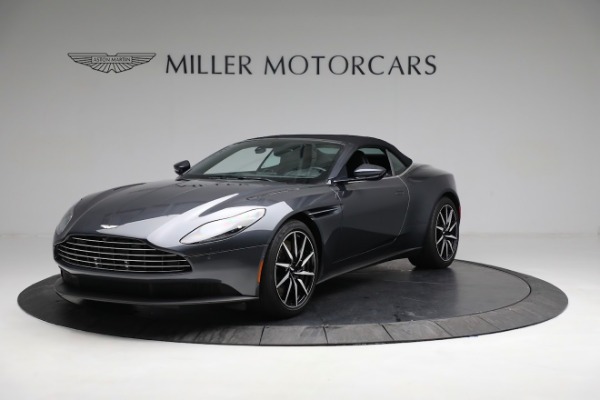 Used 2019 Aston Martin DB11 Volante for sale $145,900 at Pagani of Greenwich in Greenwich CT 06830 13