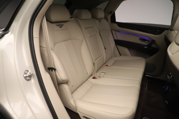 Used 2020 Bentley Bentayga V8 for sale $158,900 at Pagani of Greenwich in Greenwich CT 06830 25