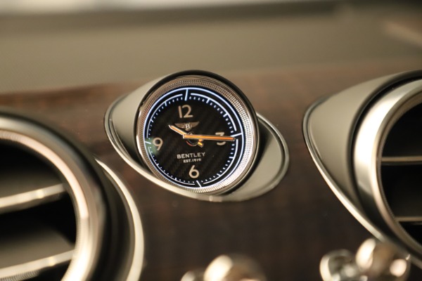 Used 2020 Bentley Bentayga V8 for sale $158,900 at Pagani of Greenwich in Greenwich CT 06830 26