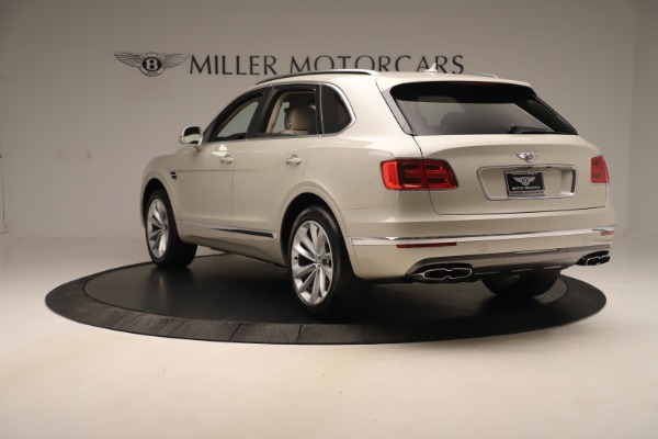 Used 2020 Bentley Bentayga V8 for sale $158,900 at Pagani of Greenwich in Greenwich CT 06830 5