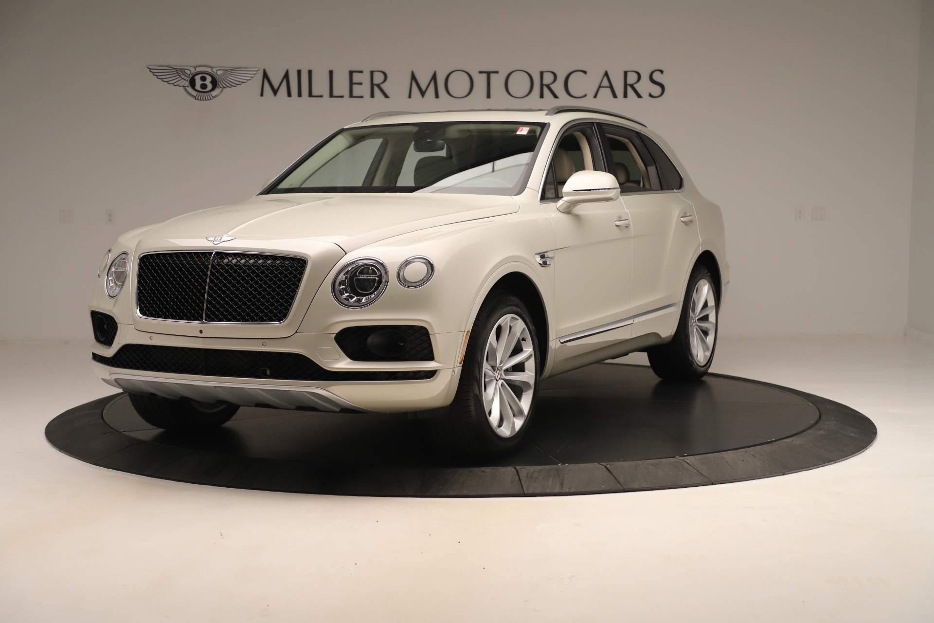 Used 2020 Bentley Bentayga V8 for sale Sold at Pagani of Greenwich in Greenwich CT 06830 1