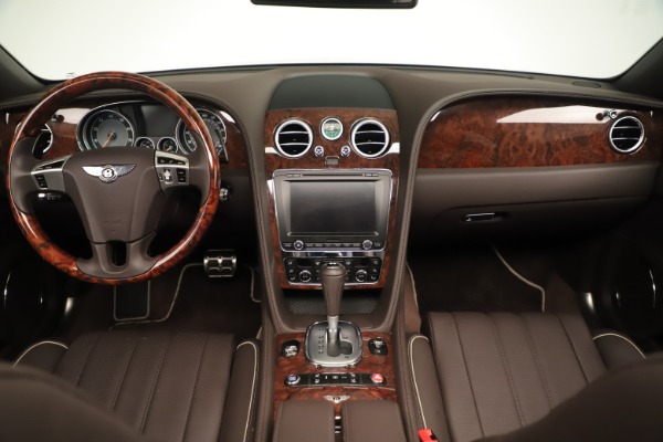 Used 2015 Bentley Flying Spur V8 for sale Sold at Pagani of Greenwich in Greenwich CT 06830 23