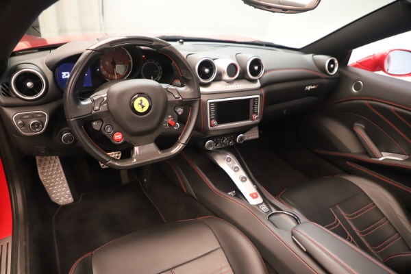 Used 2016 Ferrari California T for sale Sold at Pagani of Greenwich in Greenwich CT 06830 19